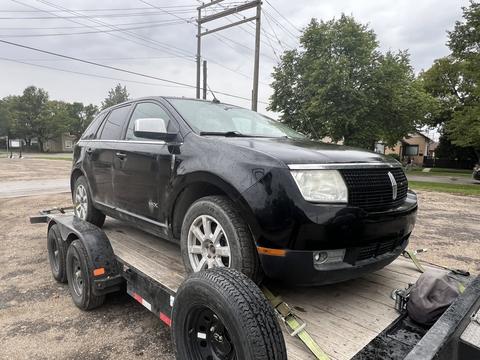 CashForCars Canada | Scrap Lincoln MKX for Junk Car Removal and Recycling
